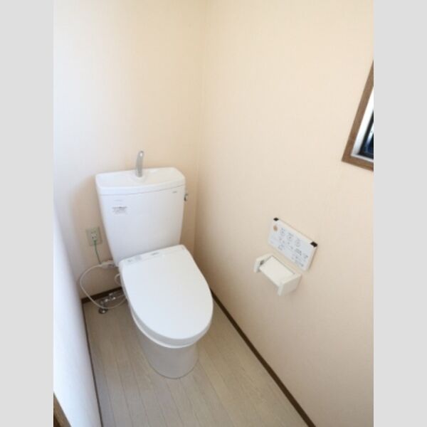 西原戸建 1階　温水洗浄便座