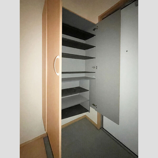 サンオークヒルズ102号室 玄関