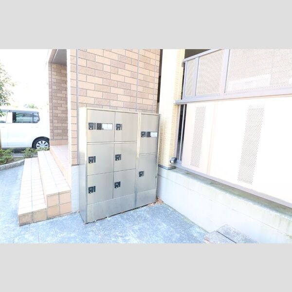 パークサイド 西船　A・BB307号室 宅配ボックス