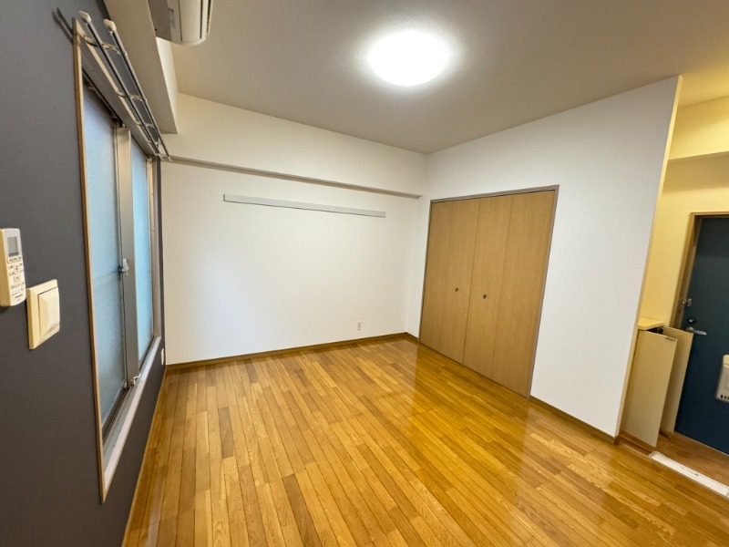 ロアジール浦安(E-052)3階 リビング