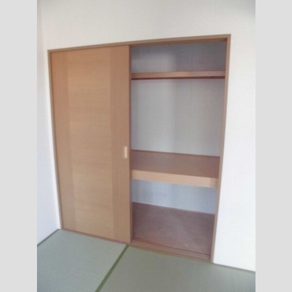 レフィナード　A/B 収納