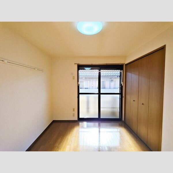 ストークハウス202号室 洋室6帖