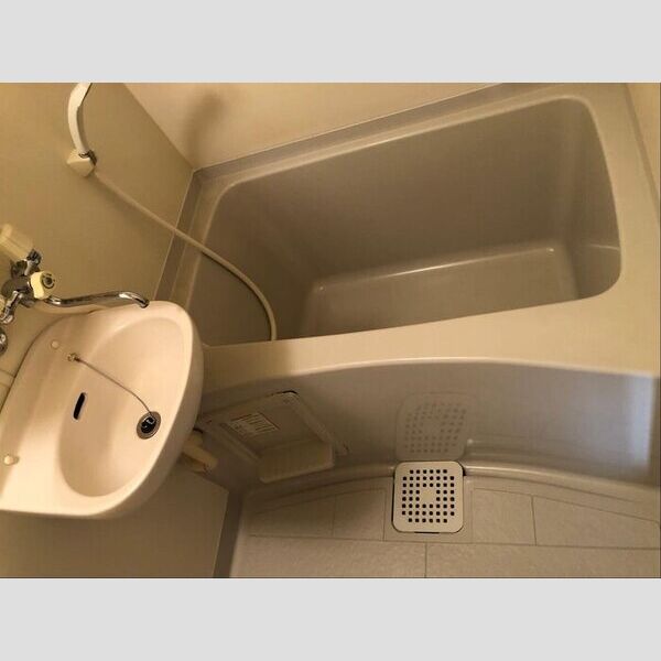 カーサベルデ203号室 バス