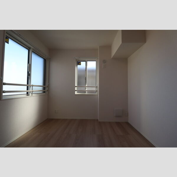 アンソレイエⅡ303号室 洋室5.3帖