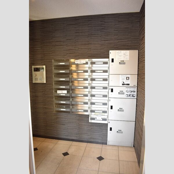 アルカータ壽　(住居部分)302号室 宅配ボックス