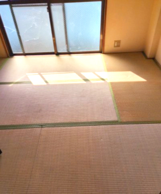 領家レジデンス302号室 クリーニング前の写真です