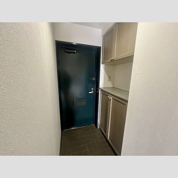 フジ・ヴェール毘沙門堂401号室 同建物別部屋の参考画像