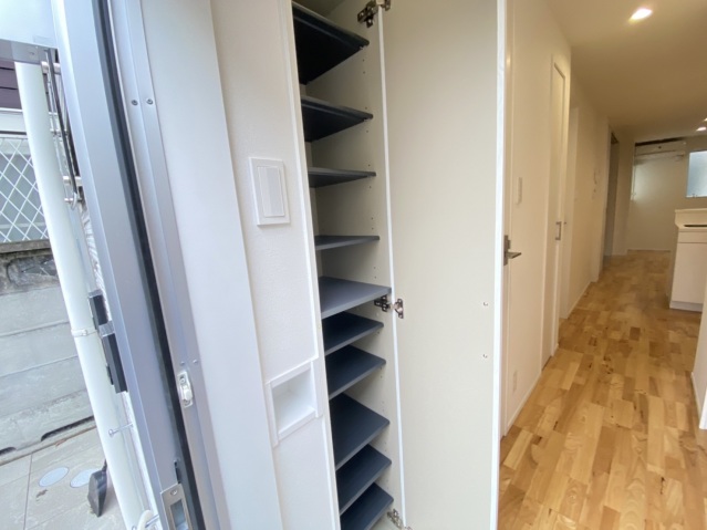 ＣＢ経堂ノンノ 玄関