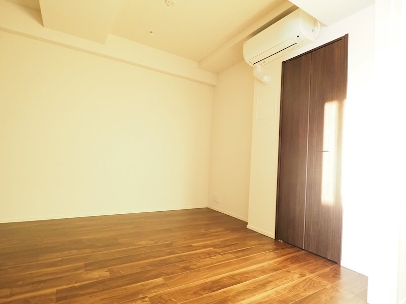 クロスレジデンス飯田橋11階 寝室