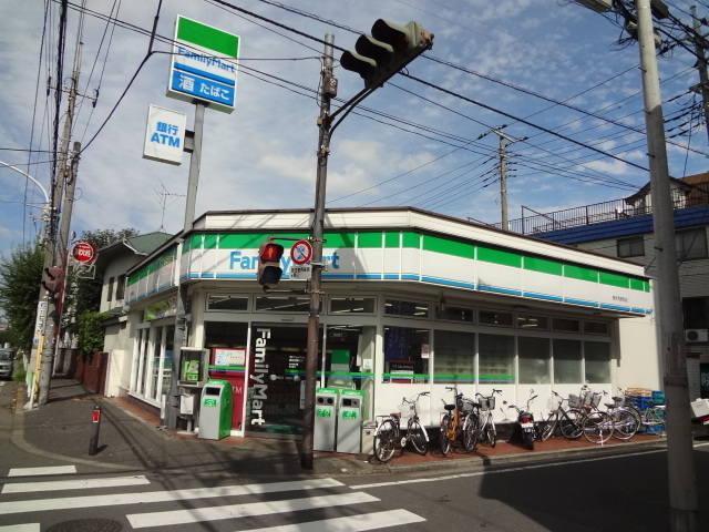 ミレ・関町0105号室 ファミリーマート東伏見駅前店