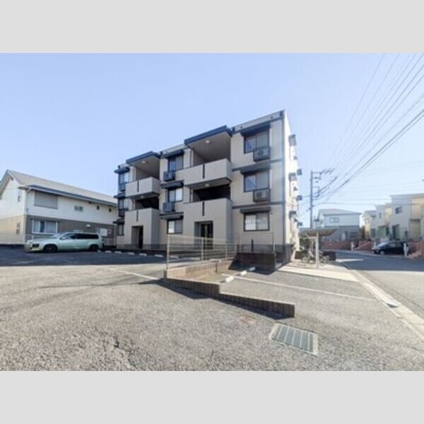 ロイヤルハウス　A 駐車場