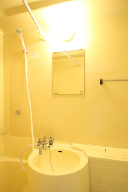 ハイタウン明大前2階 お風呂