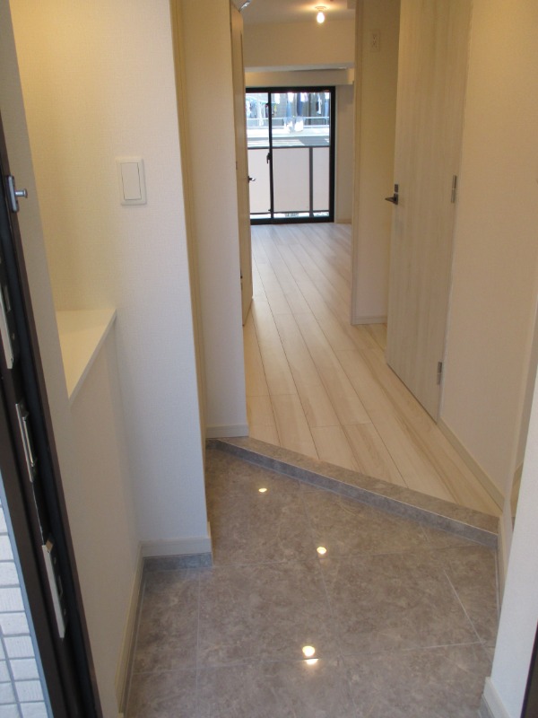 クレイシア板橋志村4階 玄関