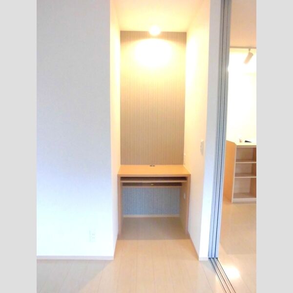 シャインアイリス　Ⅱ101号室 書斎スペース