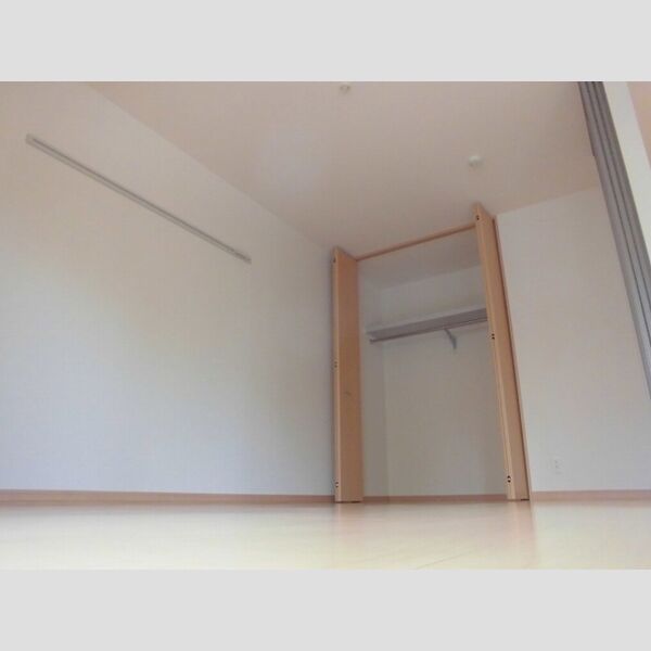 プランドールⅠ101号室 洋室6帖