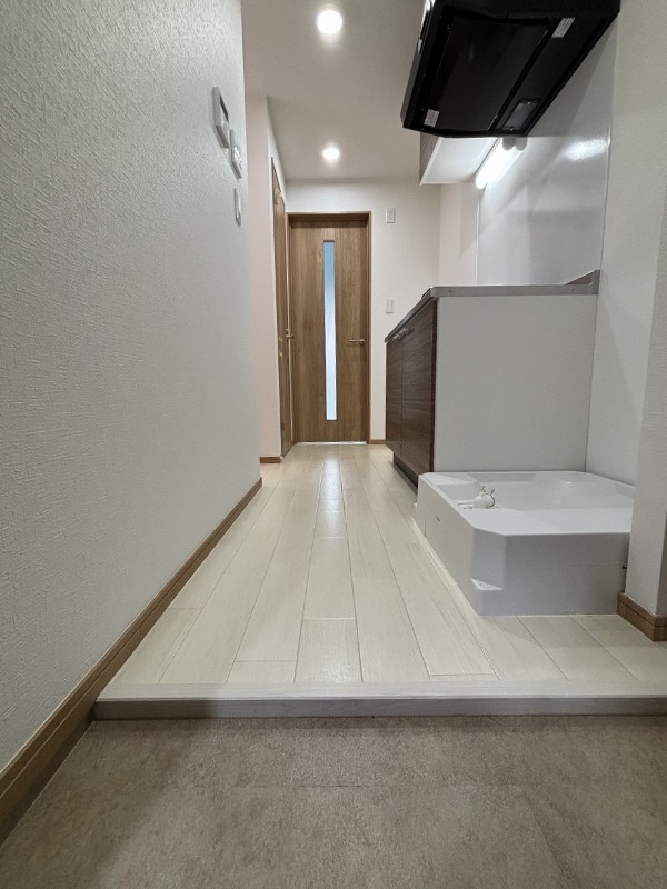 Cat Court Kogane 玄関