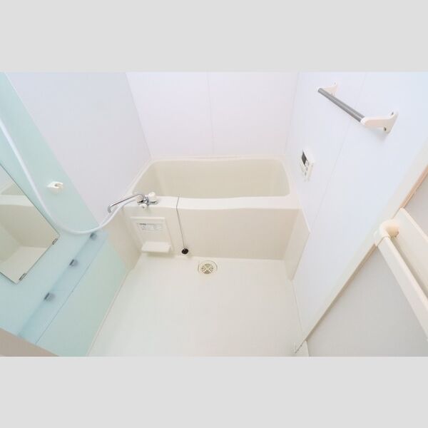 クリアコート201号室 バス