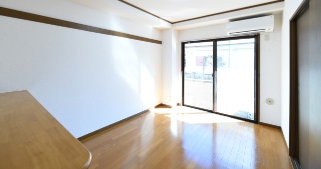 ロングアイランドガーデン1階 リビング