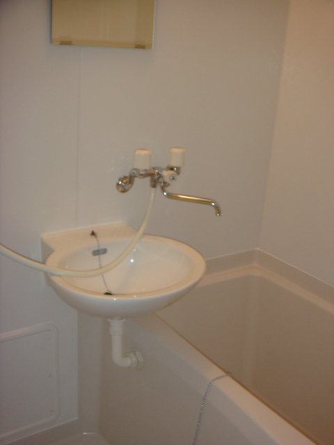 レオパレスボン　ポアール106号室 駐輪場