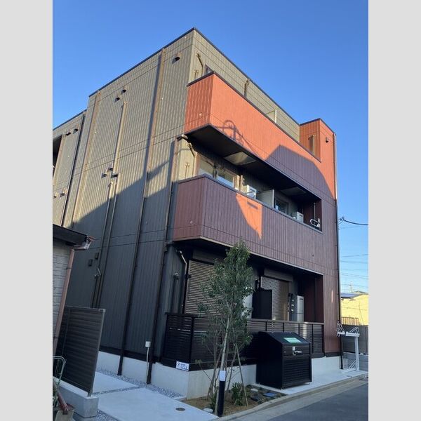 セレスティア皿沼301号室 外観