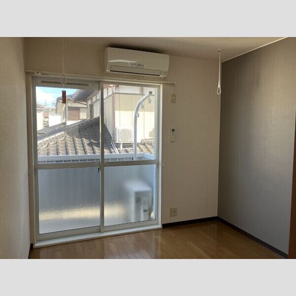 シンフォニー加藤201号室 洋室