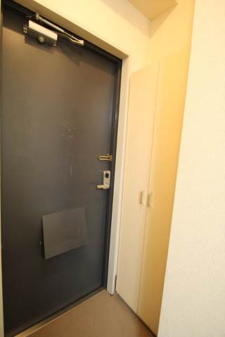 エムアンドエムⅡ 玄関