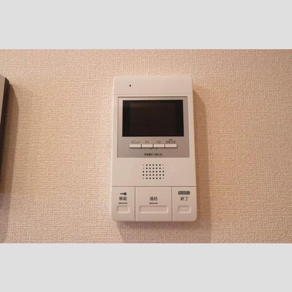 ラ・ベルデュール モニター付インターホン