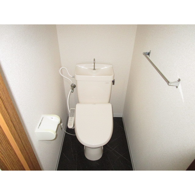 セジュール妻田 内観