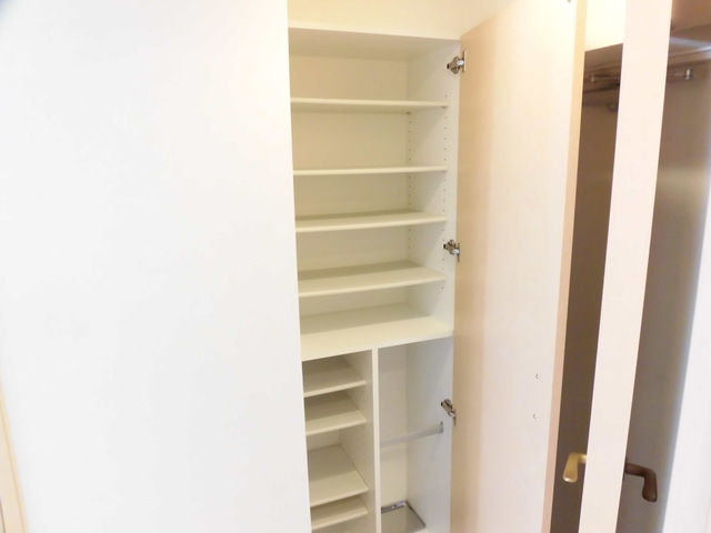 ＹＯＫＯＨＡＭＡ　ＡＲＴ　ＨＩＬＬＳ　ＺＥＲＯ 402号室の写真になります