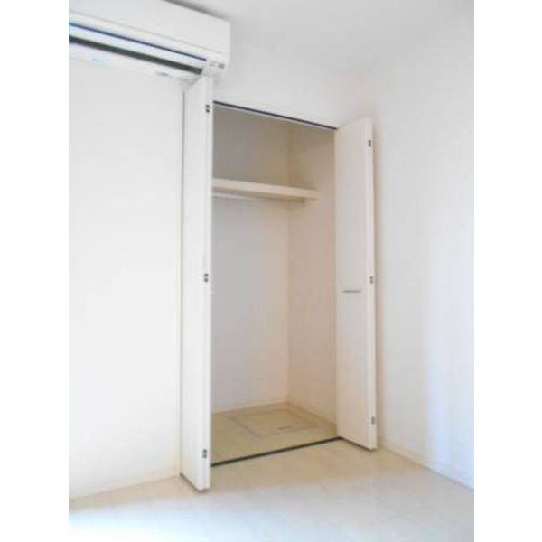 クレフラスト新検見川B 収納