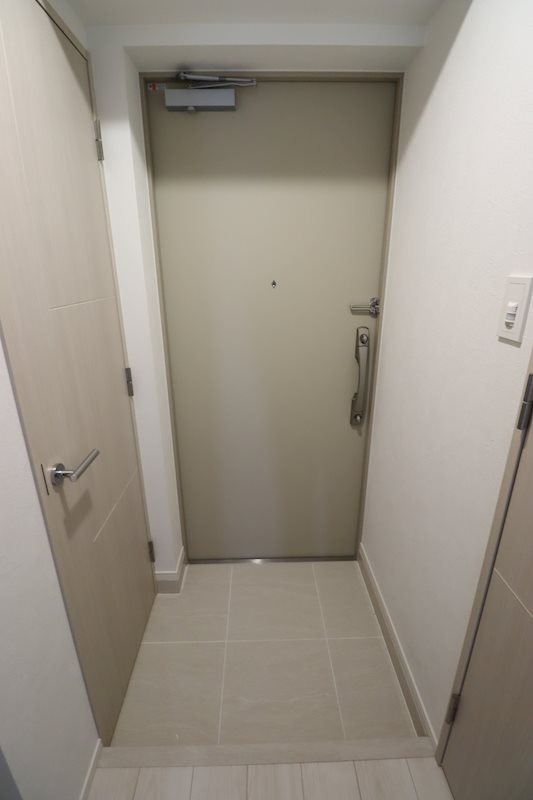 GENOVIA鐘ヶ淵8階 玄関