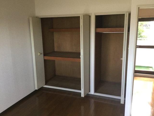 コートハウス藤ヶ丘0106号室 便利な収納スペースです