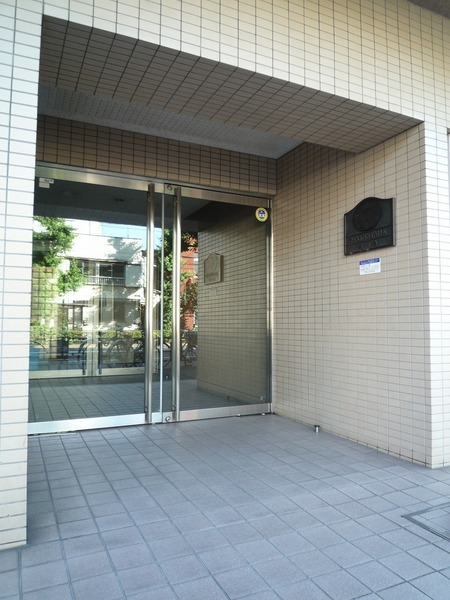 メインステージ東向島 エントランス