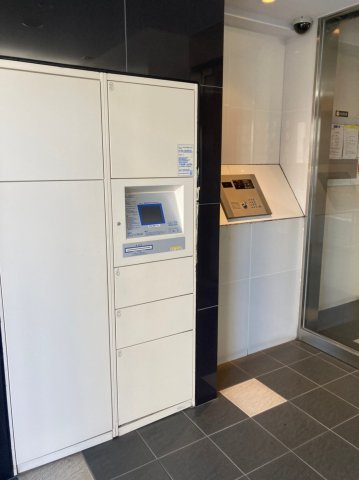 ラ・エテルノ大島ドゥーエ エントランス