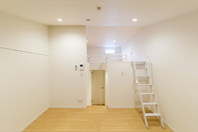 アンビエンテ千葉ＷＥＳＴ館 リビング