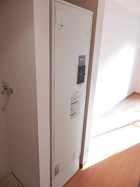 サンイング所沢 電気温水器