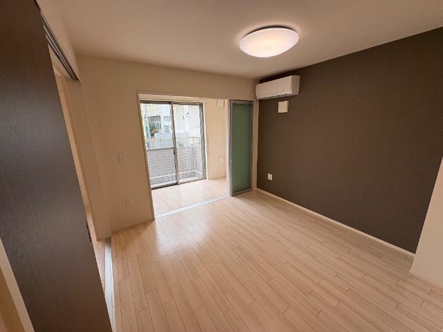 Ｅｓｐｅｒａｎｚａ（エスペランサ）107号室 リビング