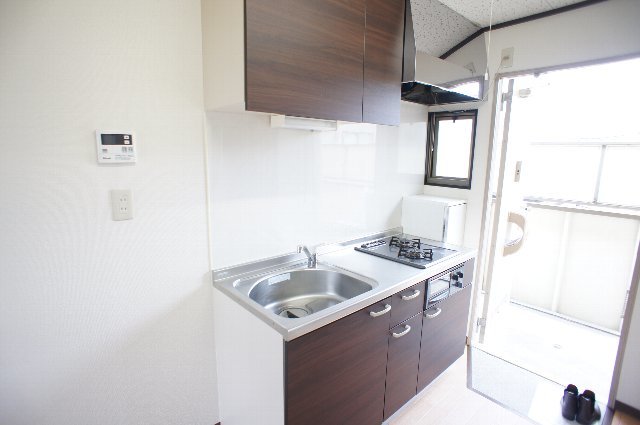 フォーブル幕張Ⅱ0202号室 キッチン