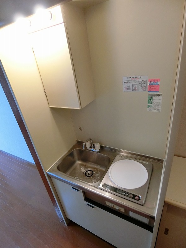 ホワイトパレス2階 キッチン