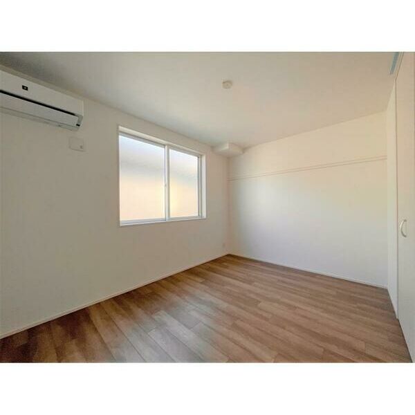 ブリエ・アンB号室 リビング