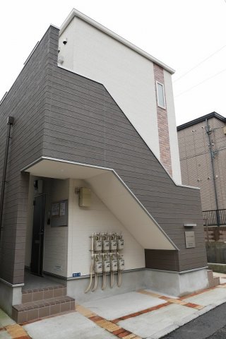 グランテラス東白楽1階 外観