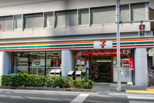 エスペランサⅡ5F号室 【コンビニエンスストア】セブンイレブン 本郷店まで106ｍ