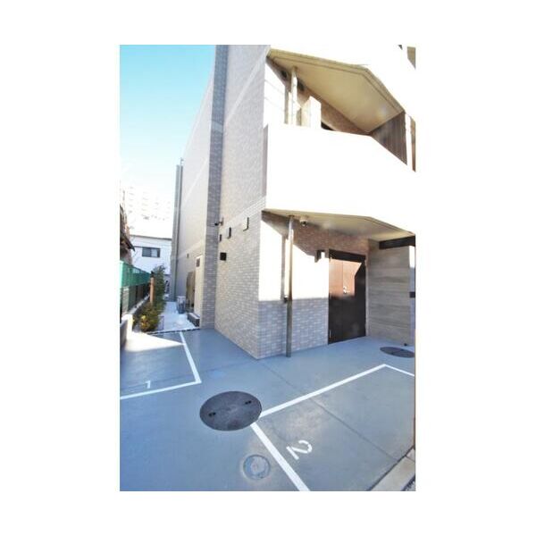 XEBEC方南町201号室 駐車場