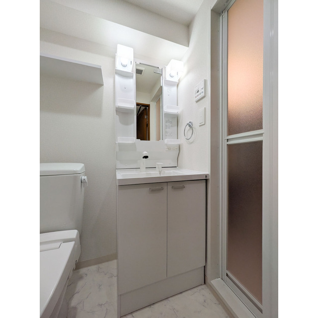 アーバハイツ六町環七北通り0105号室 内観