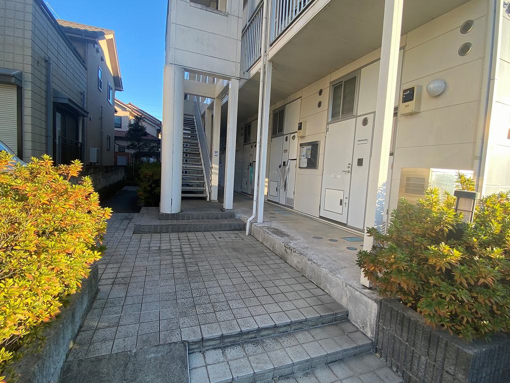 レオパレスみずほサード 外観