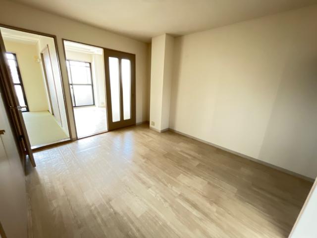 クレストール武蔵浦和 リビング