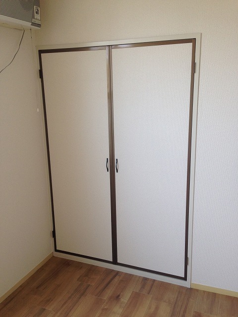 テンダーハイム2階 同建物別部屋の参考画像