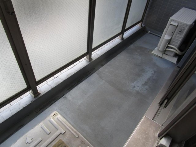 Rising place 浅草5階 バルコニー