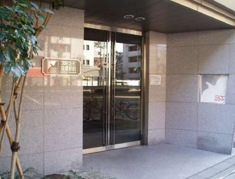 スカイコート笹塚駅前 エントランス