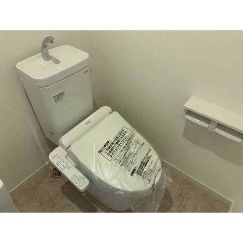 クレールブランシェ西横浜Ａ号棟2階 トイレ